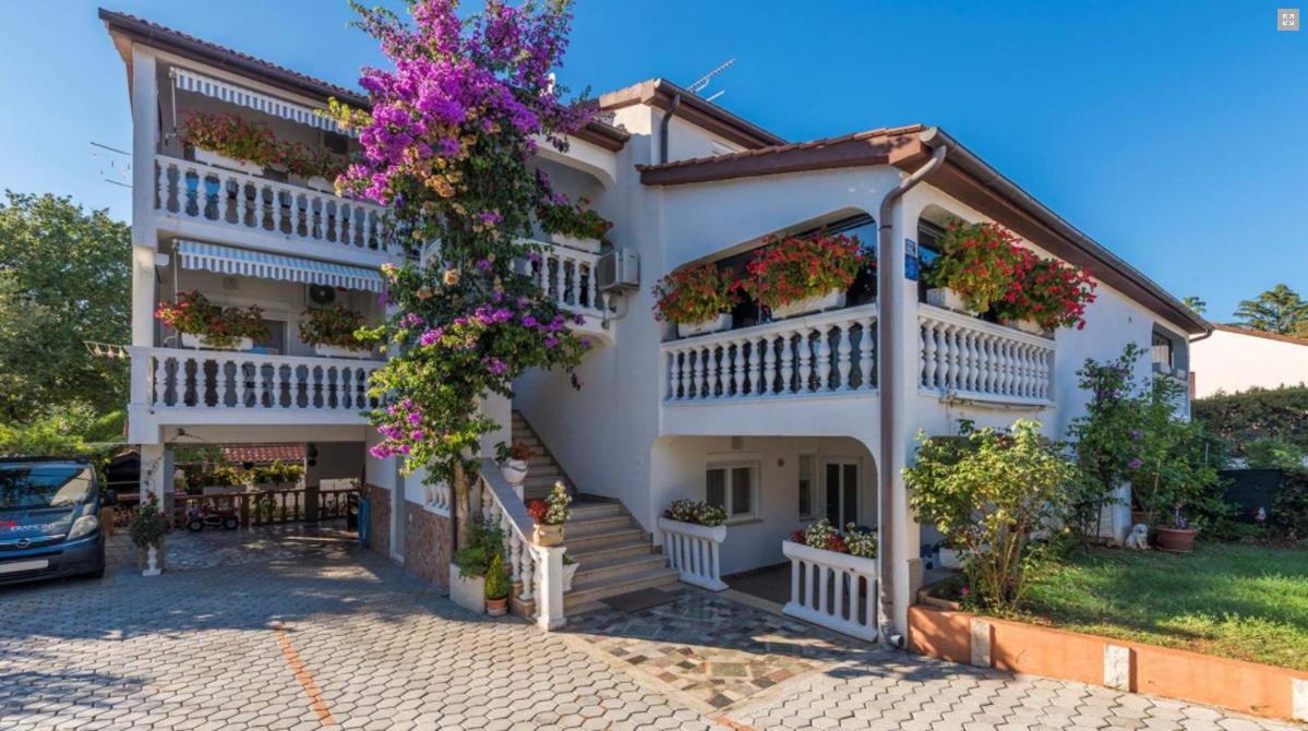 Апартаменты House Lucija Пореч Экстерьер фото
